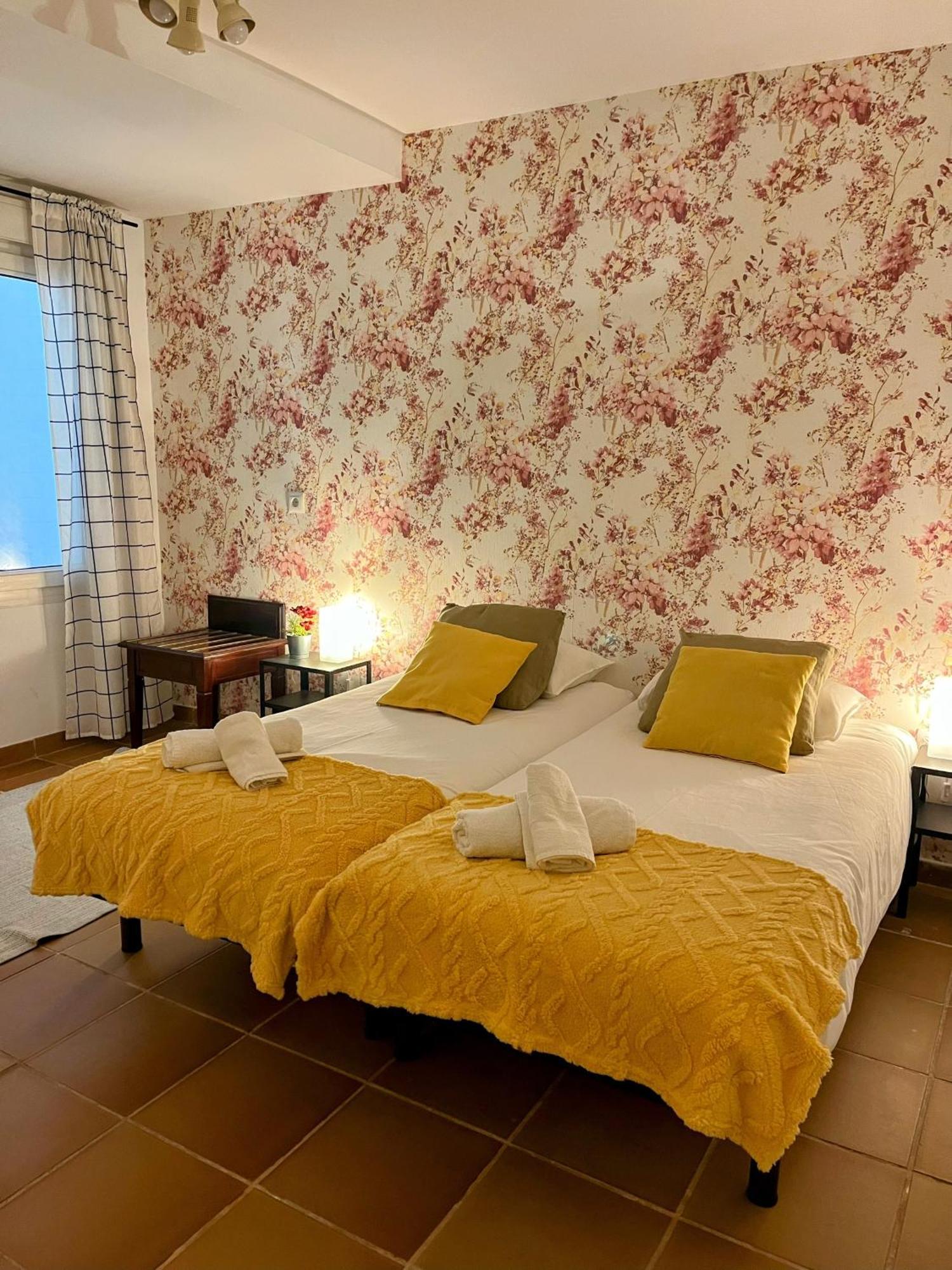 Plaza Espana Family House Севилья Экстерьер фото